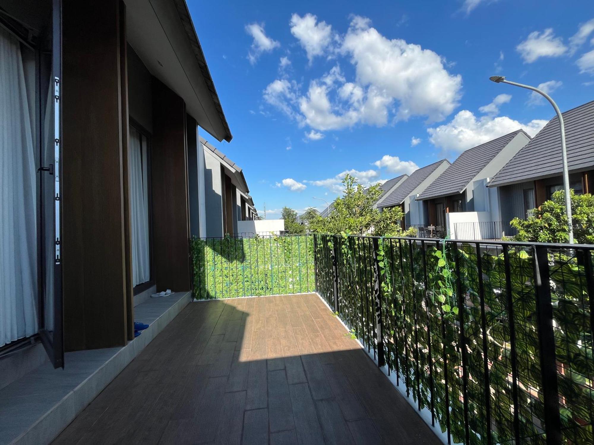 2 Floor Cozy House In Wisteria Jakarta Garden City Eksteriør bilde